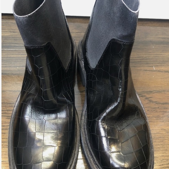 Free People Arlo Santa Fe Leather Black Croc, Zip Back, Ankle Boots NEW 8 - Picture 1 of 10